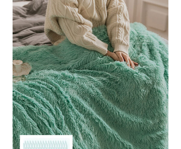 Long hair PV velvet plush faux fur blanket (MT12) - Image 2