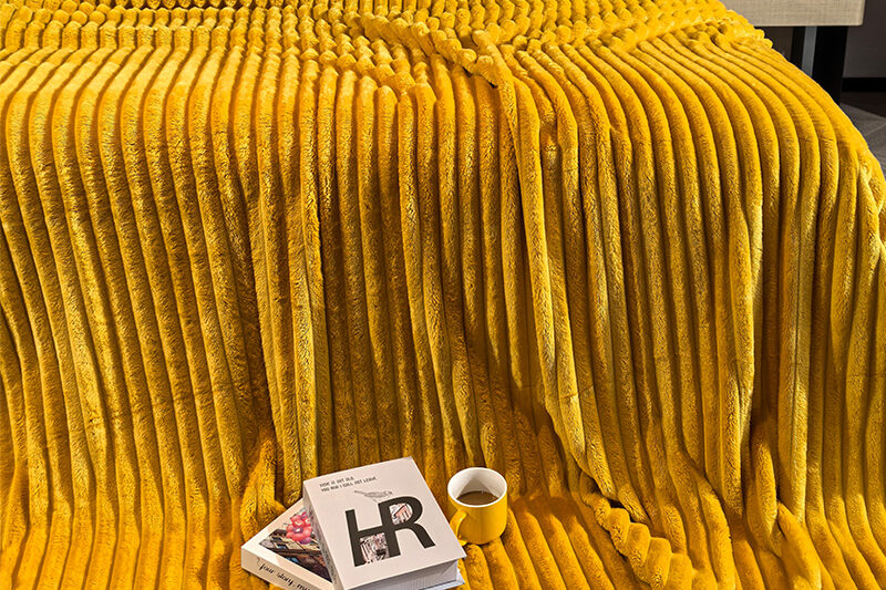 Premium Silky Flannel Fleece 3D Ribbed Jacquard Lightweight Bed Blanket