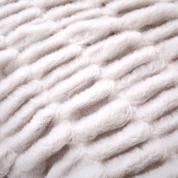 Ruched Faux Fur Blanket - Image 2