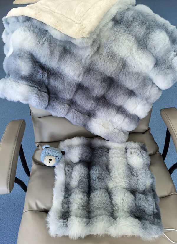 Child Faux Fur Blanket Set - Image 3