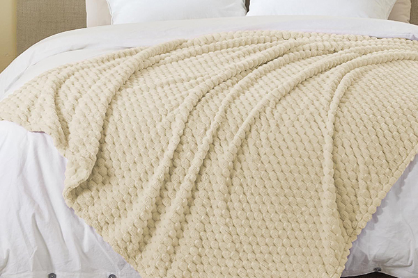 jacquard faux fur blanket