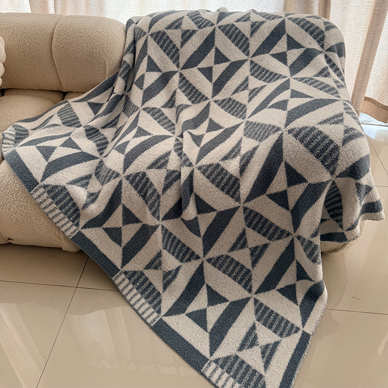 microfiber fetaher yarn blanket manufacturer