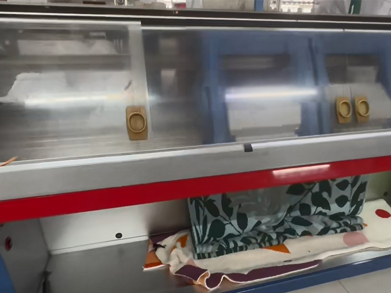 feather yarn kintted blanket manufacturer workshop