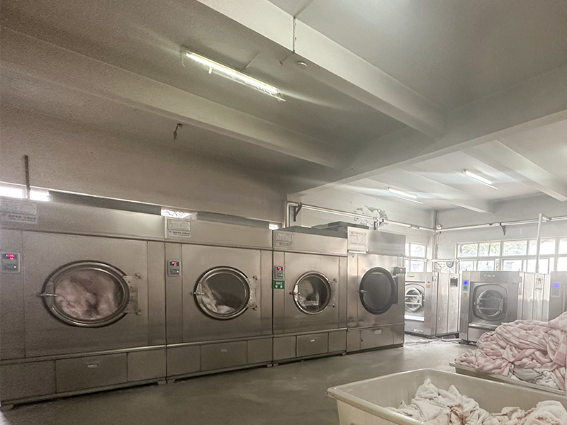 ecozymat feather yarn kintted blanket workshop