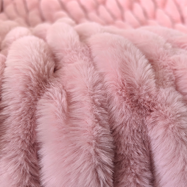 double-sided ruched faux fur blanket