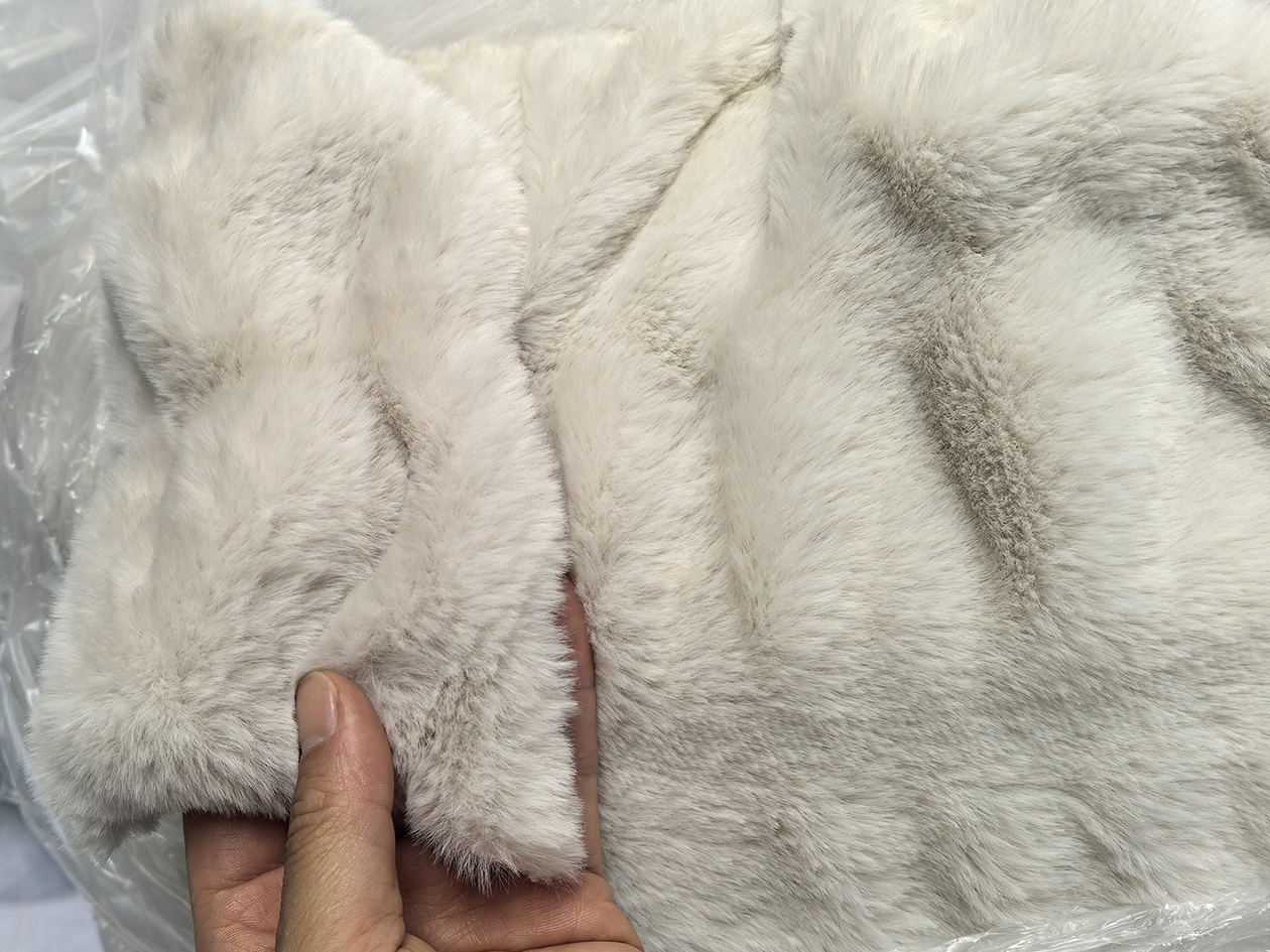 Bulk fabric color matching