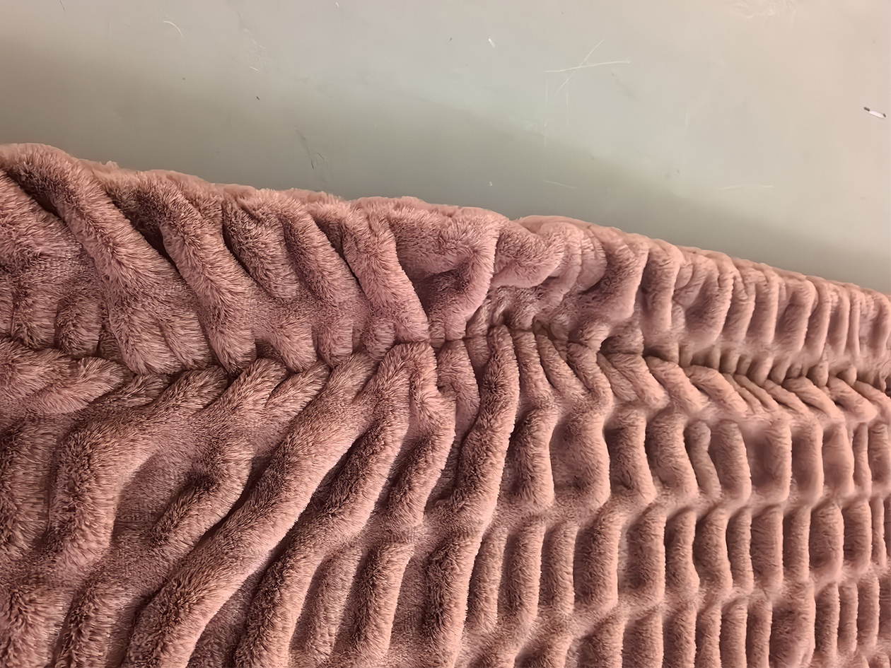 chevron patterns along the seam